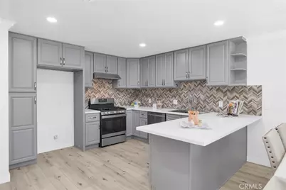 17311 Peach, Irvine, CA 92612 - Photo 9