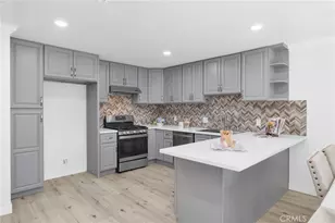 17311 Peach, Irvine, CA 92612 - Photo 9