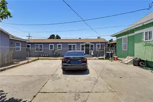 814 E 41st St, Los Angeles, CA 90011 - Photo 19