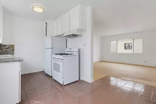 721 W 54th St, Los Angeles, CA 90037 - Photo 29