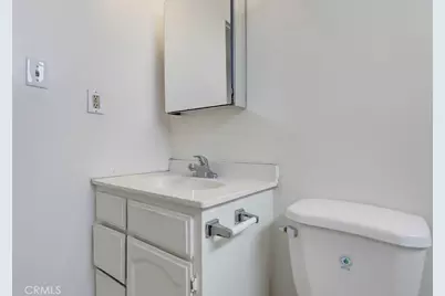 721 W 54th Street, Los Angeles, CA 90037 - Photo 61