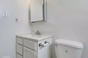 721 W 54th St, Los Angeles, CA 90037 - Photo 61