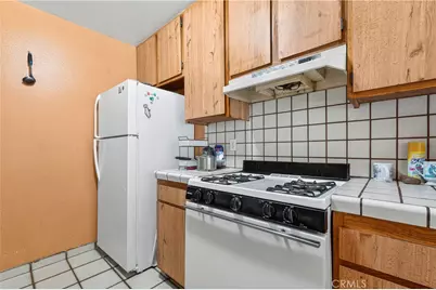 1105 Monroe, Lake Elsinore, CA 92530 - Photo 7