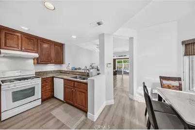 2837 Wisteria, Fullerton, CA 92833 - Photo 7