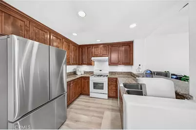 2837 Wisteria, Fullerton, CA 92833 - Photo 9