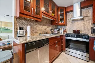 1154 S Barrington Ave, Los Angeles, CA 90049 - Photo 11