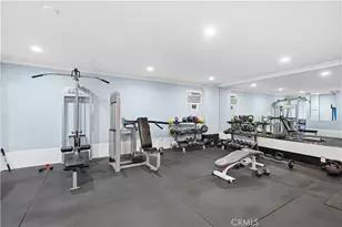1154 S Barrington Ave, Los Angeles, CA 90049 - Photo 25