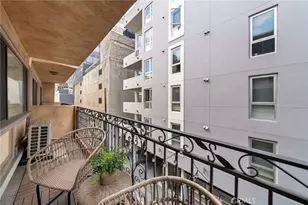 1154 S Barrington Ave, Los Angeles, CA 90049 - Photo 19