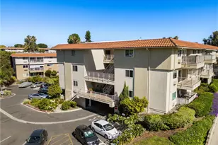 2389 Via Mariposa, Laguna Woods, CA 92637 - Photo 33