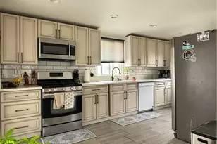 1221 N Aldenville, Covina, CA 91722 - Photo 7