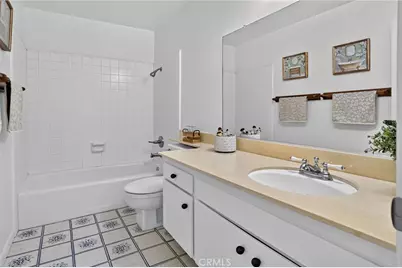19003 Vickie Avenue, Cerritos, CA 90703 - Photo 15