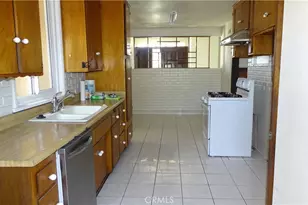 13752 Yoak St, Garden Grove, CA 92844 - Photo 7