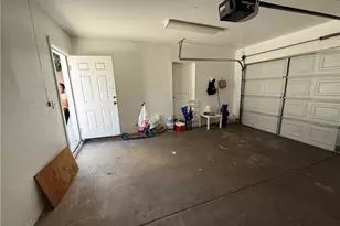 822 W 60th, Los Angeles, CA 90044 - Photo 9