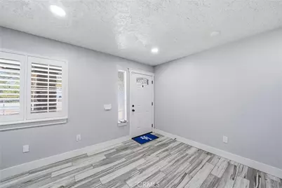 17041 Fairburn, Hesperia, CA 92345 - Photo 7