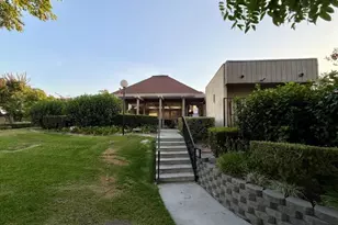 1021 W Lamark Ln, Anaheim, CA 92802 - Photo 19