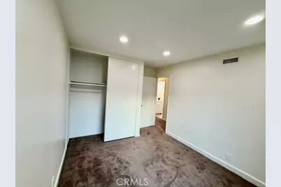 1021 W Lamark Ln, Anaheim, CA 92802 - Photo 15