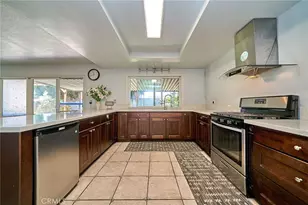 15523 Lancelot Ave, Norwalk, CA 90650 - Photo 11