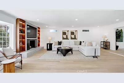 2747 E Ocean Boulevard, Long Beach, CA 90803 - Photo 15