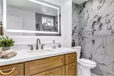 11610 Gonsalves, Cerritos, CA 90703 - Photo 21