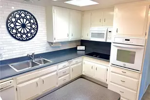 1075 Brookline Rd #220A M-9, Seal Beach, CA 90740 - Photo 17