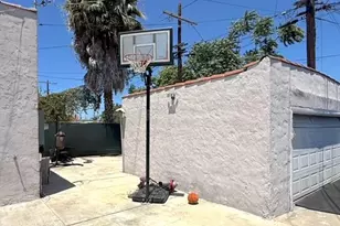 517 W 110th, Los Angeles, CA 90044 - Photo 33