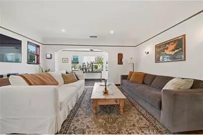 209 La Verne, Long Beach, CA 90803 - Photo 17