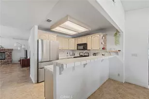14016 Montecito, Victorville, CA 92395 - Photo 11