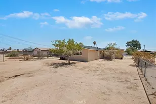 5566 Daisy, 29 Palms MCB, CA 92277 - Photo 27