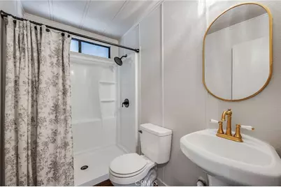 9080 Bloomfield Avenue #8, Cypress, CA 90630 - Photo 21