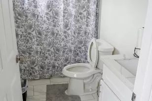 514 W 105th, Los Angeles, CA 90044 - Photo 19