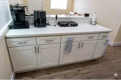 514 W 105th, Los Angeles, CA 90044 - Photo 9