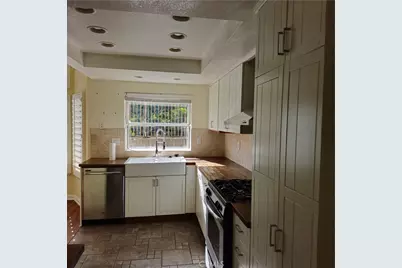 1211 Suncrest, Corona, CA 92882 - Photo 7