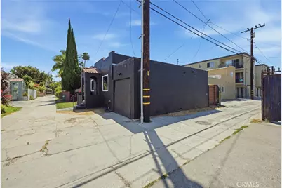 2245 Pine Avenue, Long Beach, CA 90806 - Photo 33