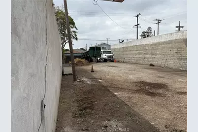 1122 E Firestone, Los Angeles, CA 90001 - Photo 5