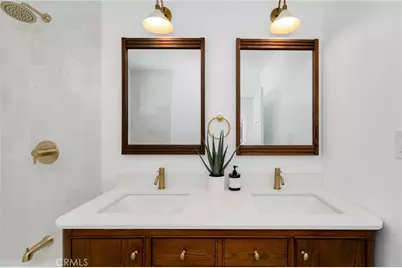 2947 S Hobart, Los Angeles, CA 90018 - Photo 23