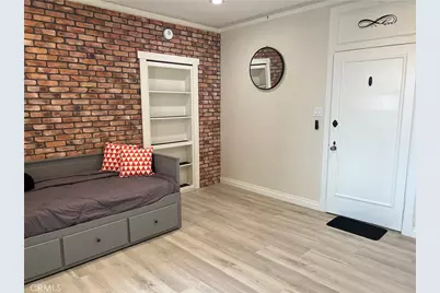 315 W 3rd #5A, Long Beach, CA 90802 - Photo 5