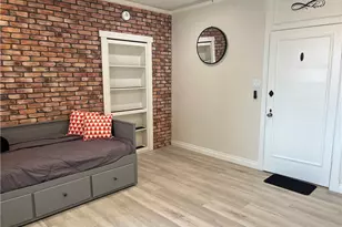 315 W 3rd, Long Beach, CA 90802 - Photo 5