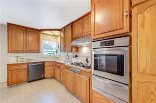 9932 Belfair St, Bellflower, CA 90706 - Photo 11