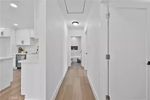 637 E 121st Pl, Los Angeles, CA 90059 - Photo 17