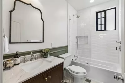 1358 S Ridgeley, Los Angeles, CA 90019 - Photo 53