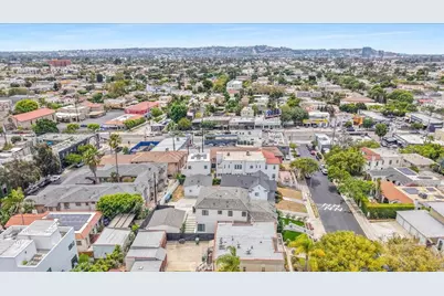 1358 S Ridgeley, Los Angeles, CA 90019 - Photo 67