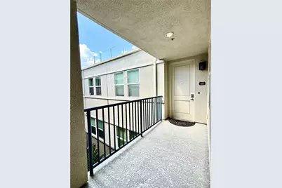 300 E 4th Street #422, Long Beach, CA 90802 - Photo 3