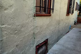6812 S Van Ness, Los Angeles, CA 90047 - Photo 7