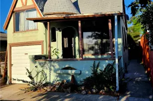 6812 S Van Ness, Los Angeles, CA 90047 - Photo 1