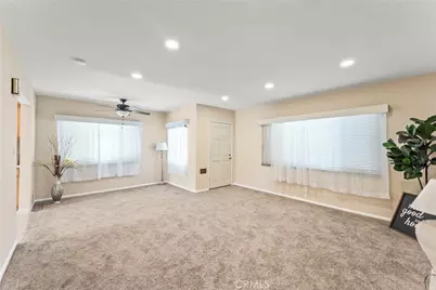 1024 Leonard Avenue, Los Angeles, CA 90022 - Photo 13