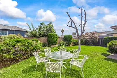 1024 Leonard Avenue, Los Angeles, CA 90022 - Photo 7