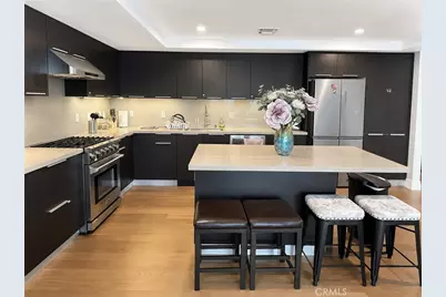 2939 Leeward Ave #615, Los Angeles, CA 90005 - Photo 5