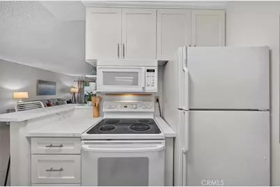 576 N Bellflower #320, Long Beach, CA 90814 - Photo 11