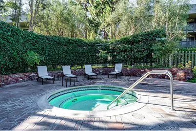 576 N Bellflower #320, Long Beach, CA 90814 - Photo 29