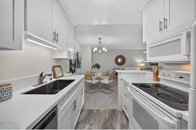 576 N Bellflower #320, Long Beach, CA 90814 - Photo 13
